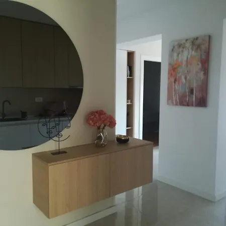 Aniva - 50 M From The Sea * 트로기르