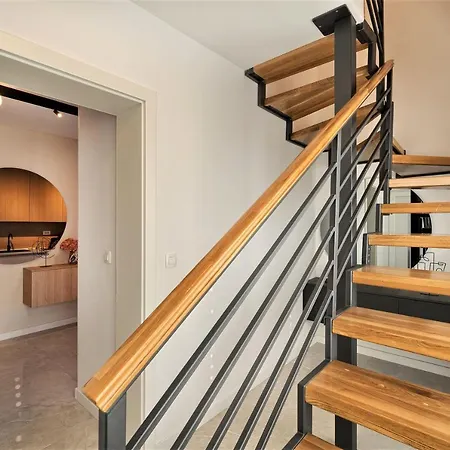 Aniva - 50 M From The Sea Apartament *