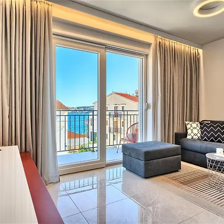 Apartament Aniva - 50 M From The Sea Trogir