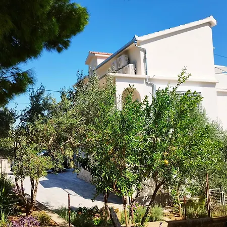 Apartament Aniva - 50 M From The Sea