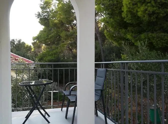 Aniva - 50 M From The Sea Apartment Trogir