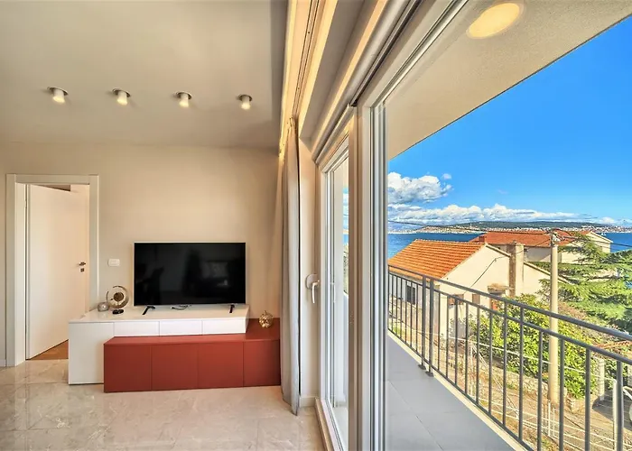 Apartment Aniva - 50 M From The Sea