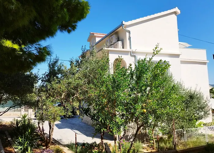 Apartment Aniva - 50 M From The Sea