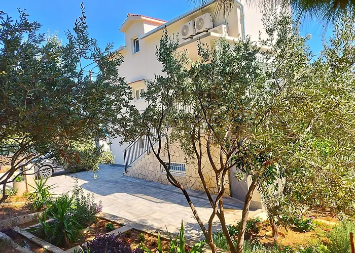 Apartment Aniva - 50 M From The Sea *