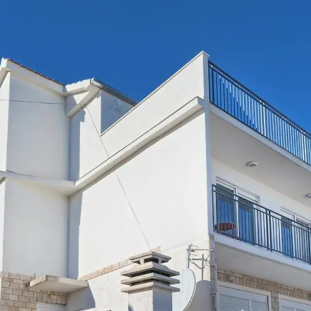 Aniva - 50 M From The Sea Daire *