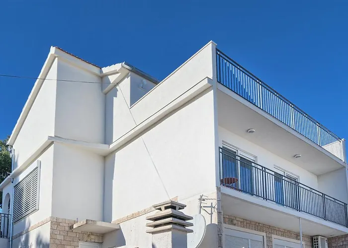 Aniva - 50 M From The Sea Daire *